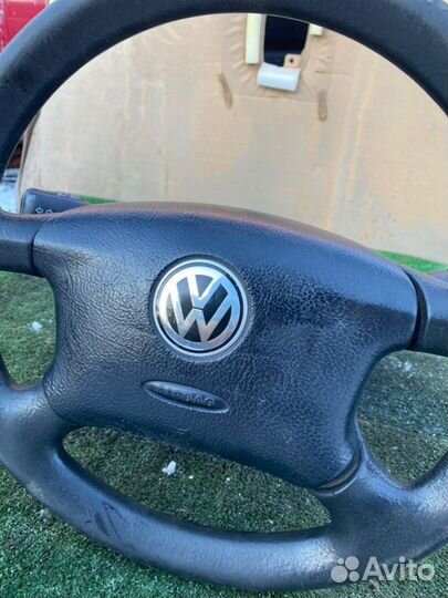 Рулевое колесо Volkswagen Golf 4 хэтчбек 1.4 AKQ
