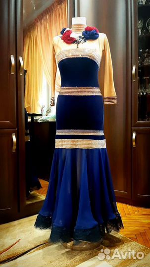 Платье для бальных танцев