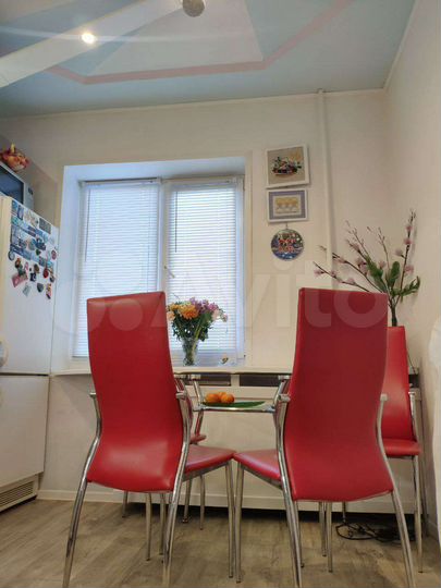 2-к. квартира, 54 м², 5/9 эт.