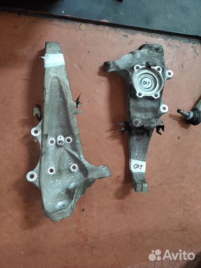 Кулак поворотный цапфа BMW F10 F11