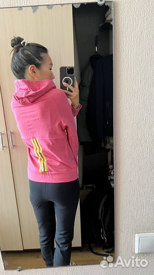 Спортивный костюм женский