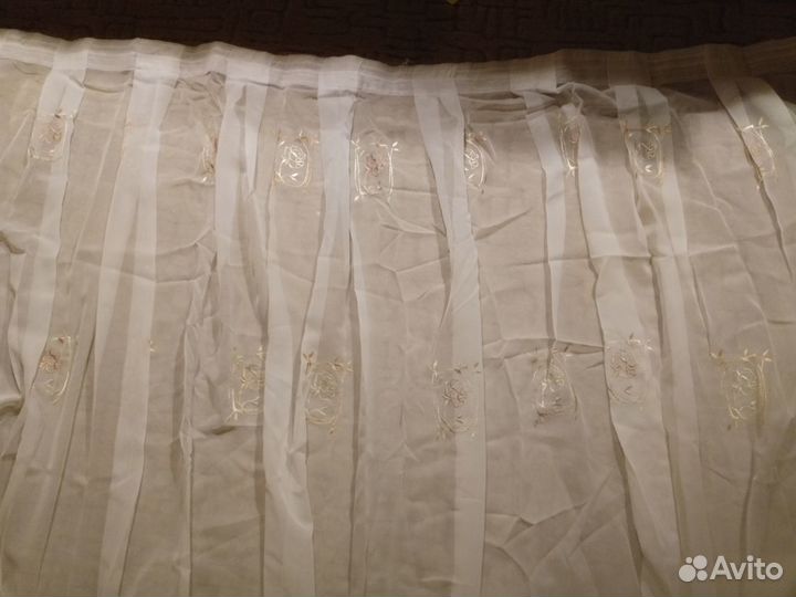 Ламбрекен, шторы и тюль на окно