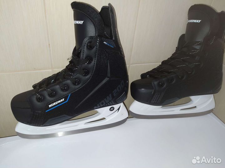Коньки хоккейные 36 размер