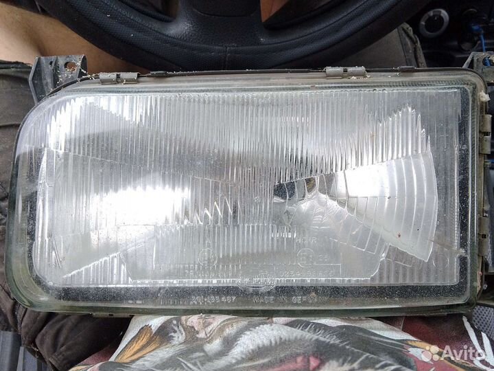 Фара левая Passat b3