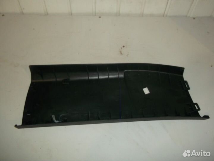 Обшивка стойки средней левая нижняя (BMW X6)