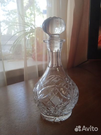 Графин хрустальный