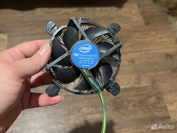 Кулер процеccорный intel