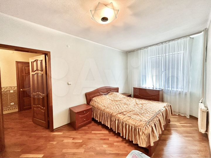 3-к. квартира, 115 м², 6/10 эт.