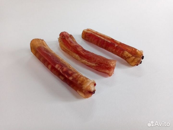 Лакомства для собак и кошек