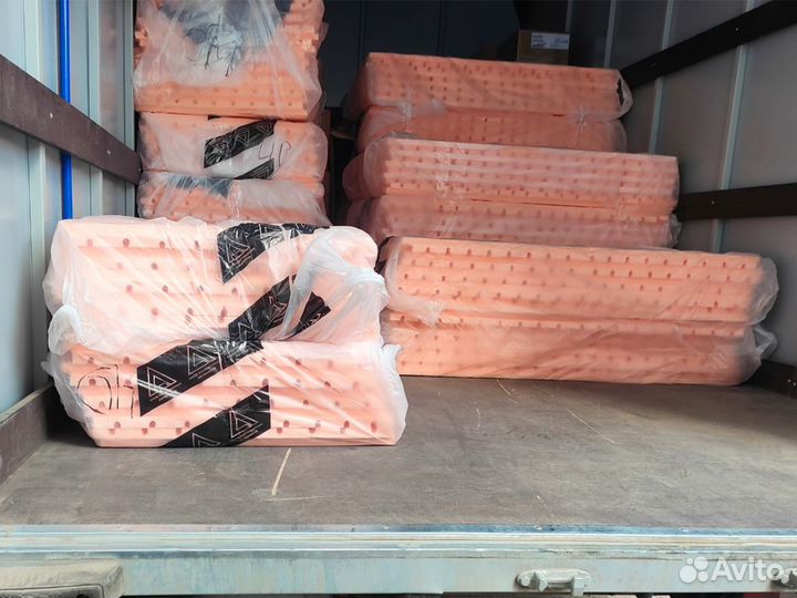 Маты с бобышками