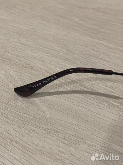 Солнцезащитные очки