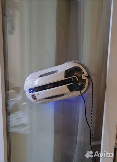 Аренда робота мойщика окон Hobot R3