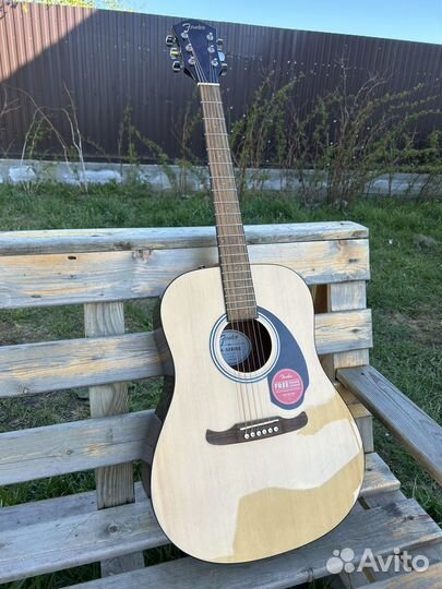Акустическая гитара Fender