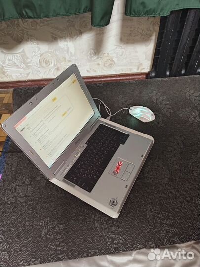 Ноутбук Dell Inspiron