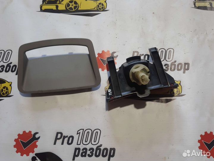 Nissan primera p12 фонарь стоп сигнала