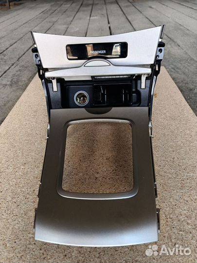 Продам консоль торпедо