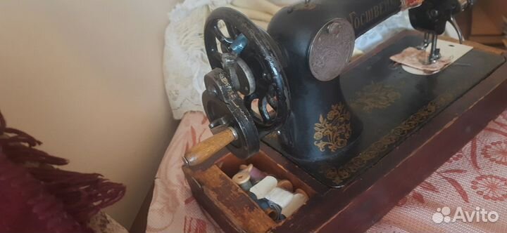 Швейная машинка ручная СССР