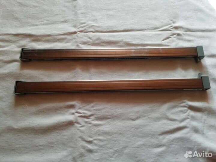 Корзины для пмм Hotpoint Ariston. Направляющие 2шт