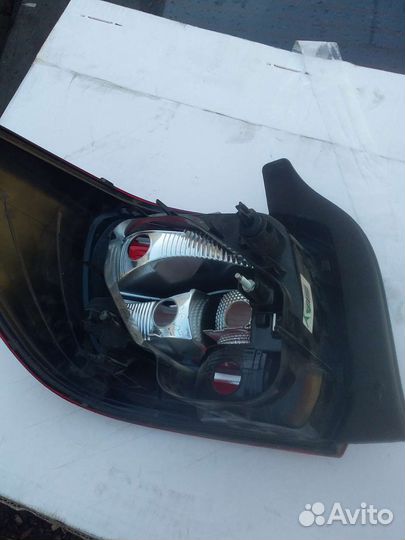 Renault logan 2 фонарь задний правый оригинал