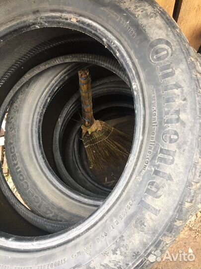 Continental Conti4x4IceContact 235/55 R17