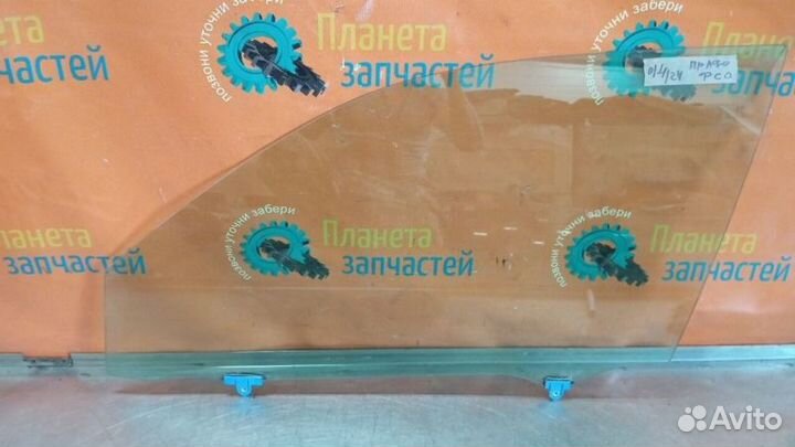 Стекло двери переднее левое Toyota Land Cruiser