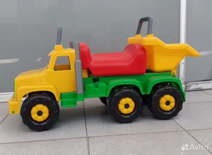 Новая детская машина- каталка