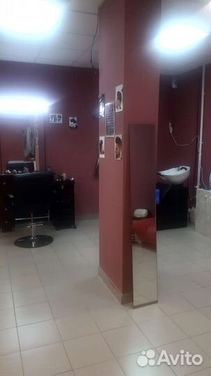 Продам парикмахерскую