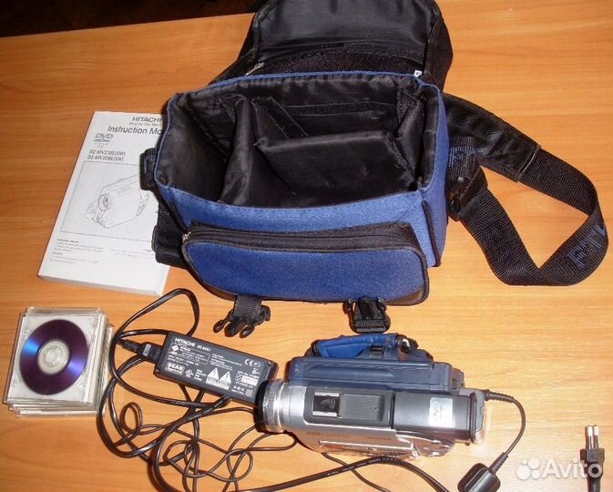 DVD Видеокамера Hitachi DZ-MV238E