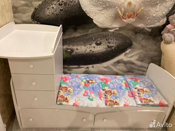 Детская кроватка трансформер с маятником