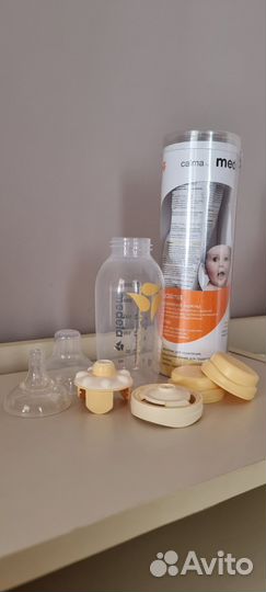Бутылка medela calma