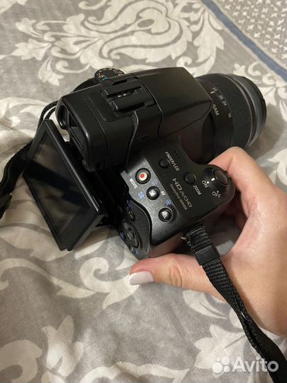 Фотоаппарат зеркальныйSony SLT-A37