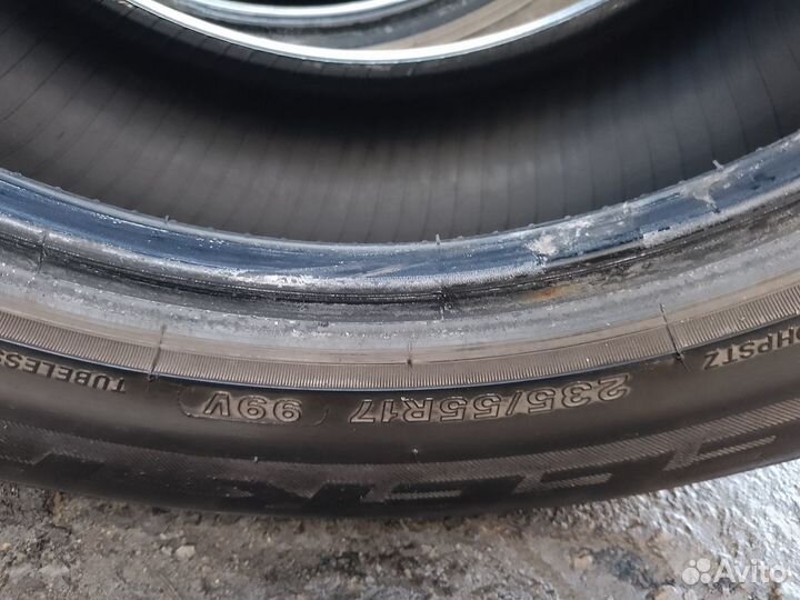 Bridgestone Dueler H/P Sport 235/55 R17 99V