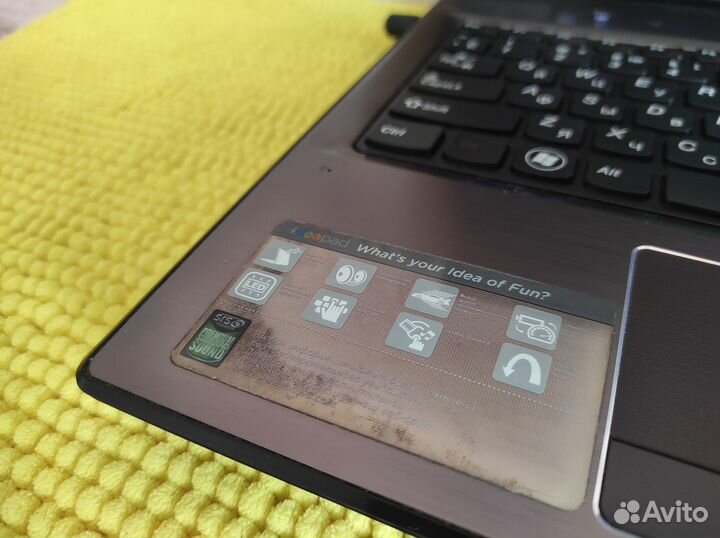 Металлический Lenovo Z570 Core i5 + nVidia GT 540m