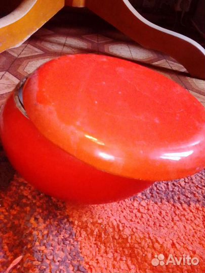 Чан чугунный красный эмалированный