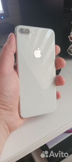 iPhone 8 Plus, 64 ГБ