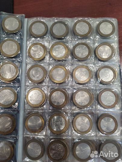 Монеты юбилейные 10 р биметалл