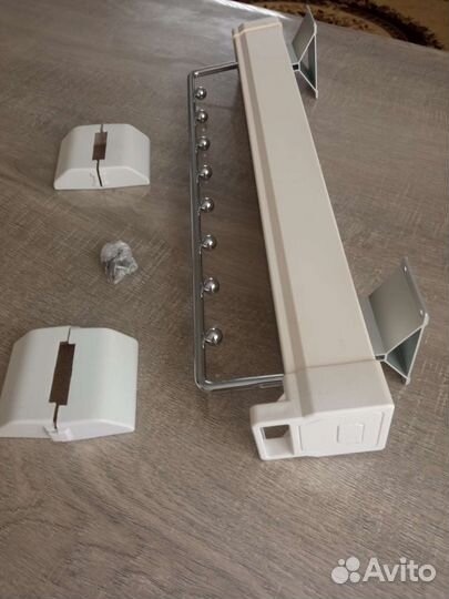 Штанга для одежды выдвижная