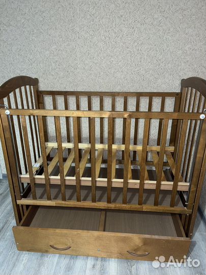 Детская кровать с ящиками