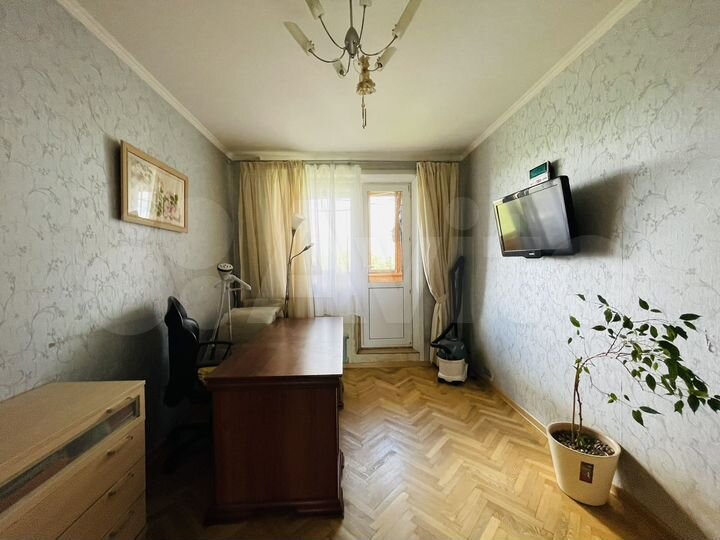 2-к. квартира, 52 м², 8/14 эт.