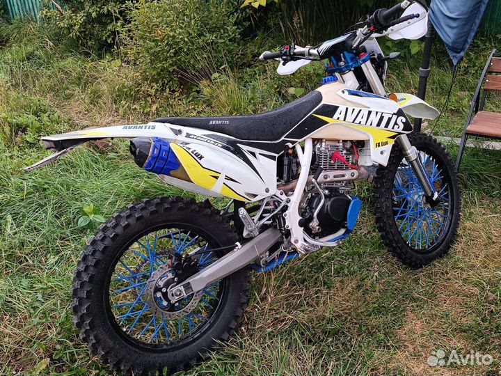 Эндуро мотоцикл Avantis 250 FX Luks