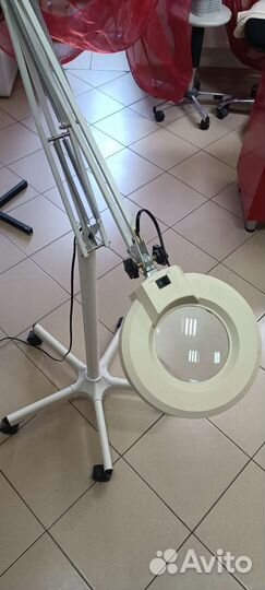 Лампа лупа напольная