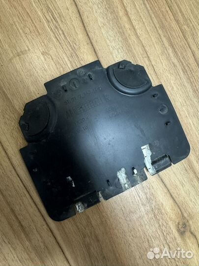 Крышка подкрылка правая BMW 3 E90