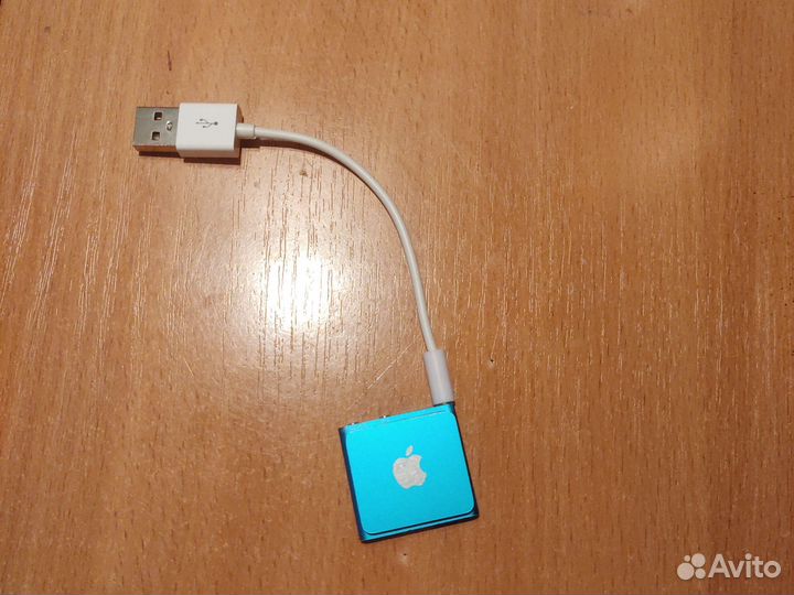 iPod shuffle 4