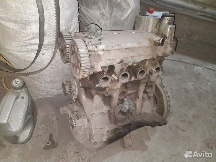 Двигатель126