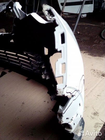 Бампер передний Renault Kaptur 2016