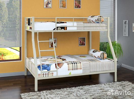 Двухъярусная кровать 