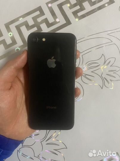 iPhone 8 64 GB