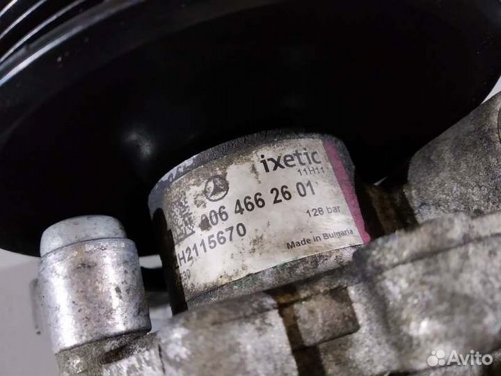 Насос гур Mercedes E-Class W207 OM651