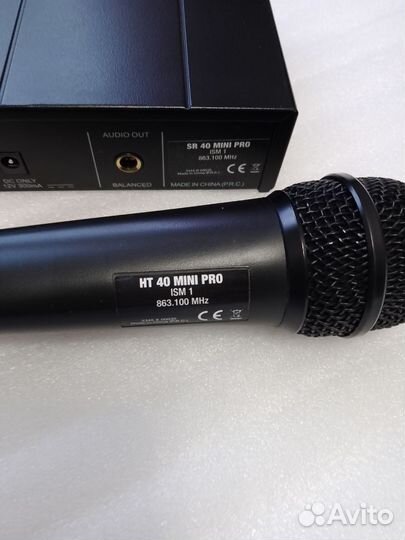 Радиосистема AKG WMS40 mini pro
