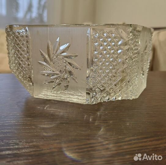 Салатник или конфетница хрусталь